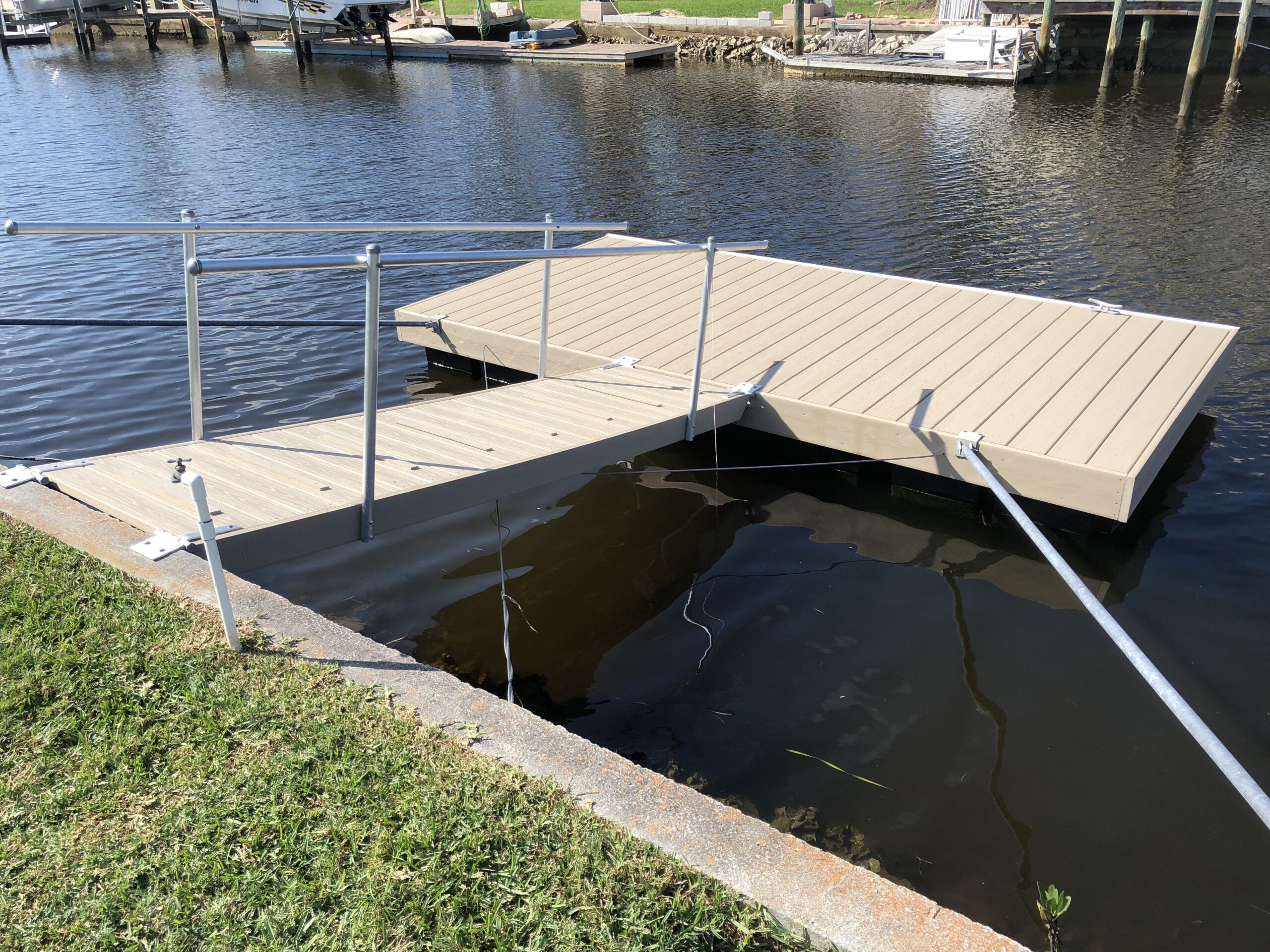 Composite Floater Docks | Alumiworks