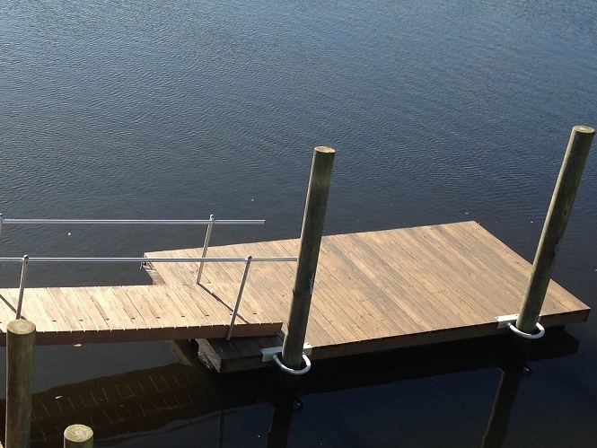 Floating Dock- Wood